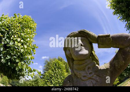 Skulpturen Teil der 70 Skulpturen von norwegischen und faroesischen Bauern und Fischern, die ursprünglich von J.G. geschnitzt wurden Grund im Schloss Fredensborg in Dänemark Stockfoto