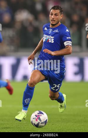 Turin, Italien, 21.. Oktober 2022. Filippo Bandinelli vom FC Empoli während des Spiels der Serie A im Allianz Stadium, Turin. Bildnachweis sollte lauten: Jonathan Moscrop / Sportimage Stockfoto