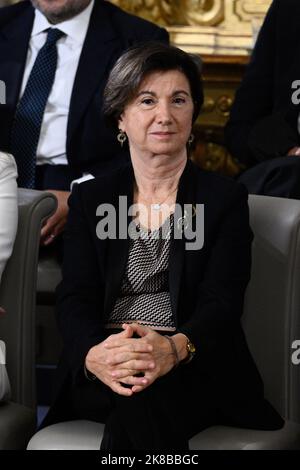 Rom, Italien. 22. Oktober 2022. ROM, ITALIEN - 22. OKTOBER: Eugenia Roccella Ministro della Famiglia, della Natalita' e delle Pari Opportunita' während der Vereidigung der Regierung Meloni im Quirinale-Palast am 22. Oktober 2022 in Rom, Italien.(Foto von Fabrizio Corragetti/LiveMedia) Quelle: Unabhängige Fotoagentur/Alamy Live News Stockfoto