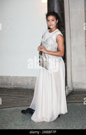 Emma McDonald nimmt an der Mithridate Frühjahr/Sommer 2023 Runway Show im Battersea Arts Centre in London, Großbritannien, Teil. Stockfoto