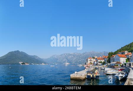 Bucht von Kotor. Waterfront in Perast, Montenegro Stockfoto