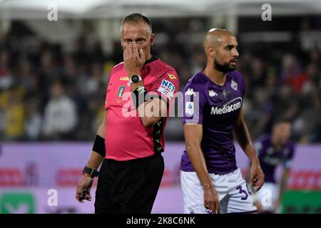 Firenzano, Italien. 22. Oktober 2022. Schiedsrichter Paolo Valeri beim Fußballspiel der Serie A zwischen ACF Fiorentina und dem FC Internazionale im Artemio Franchi-Stadion in Florenz (Italien), 22.. Oktober 2022. Foto Andrea Staccioli/Insidefoto Kredit: Insidefoto di andrea staccioli/Alamy Live News Stockfoto