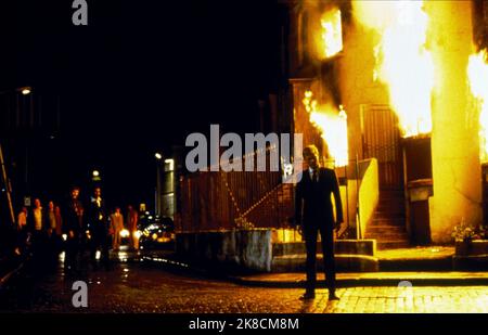 Paul Bettany Film: Gangster No. 1 (UK/IRL/GER 2000) Charaktere: Young Gangster Regie: Paul McGuigan 09 June 2000 **WARNUNG** Dieses Foto ist nur für redaktionelle Zwecke bestimmt und unterliegt dem Copyright von FILM FOUR und/oder dem von der Film oder Production Company beauftragten Fotografen.Es kann nur von Publikationen im Zusammenhang mit der Bewerbung des oben genannten Films reproduziert werden. Eine obligatorische Gutschrift für DIE VERFILMUNG VON VIER ist erforderlich. Der Fotograf sollte auch bei Bekanntwerden des Fotos gutgeschrieben werden. Ohne schriftliche Genehmigung der Film Company kann keine kommerzielle Nutzung gewährt werden. Stockfoto