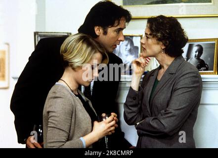 Jill Peterson, John Cusack & Joan Cusack Film: High Fidelity (2000) Charaktere: Lauras Schwester Jo,Rob Gordon & Liz Regie: Stephen Frears 17 March 2000 **WARNUNG** Dieses Foto ist nur für redaktionelle Zwecke bestimmt und unterliegt dem Copyright für VON der Film- oder Produktionsgesellschaft beauftragte FILME UND/oder den Fotografen und darf nur von Publikationen im Zusammenhang mit der Bewerbung des oben genannten Films reproduziert werden. Eine obligatorische Gutschrift für DIE BEARBEITUNG VON TITELFILMEN ist erforderlich. Der Fotograf sollte auch bei Bekanntwerden des Fotos gutgeschrieben werden. Ohne schriftliche Genehmigung des Films C kann keine kommerzielle Nutzung gewährt werden Stockfoto