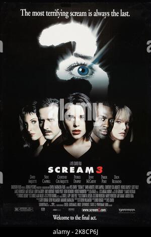 Courteney Cox, David Arquette, Neve Campbell, Deon Richmond & Parker Posey Poster Film: Scream 3 (USA 2000) Charaktere: Gale Weathers, Dewey Riley, Sidney Prescott, Tyson Fox, Jennifer Jolie Regie: Wes Craven 03 February 2000 **WARNUNG** Dieses Foto ist nur für den redaktionellen Gebrauch bestimmt und unterliegt dem Copyright von DIMENSION FILMS und/oder des Fotografen, der von der Film- oder Produktionsfirma beauftragt wurde, und kann nur von Publikationen im Zusammenhang mit der Bewerbung des oben genannten Films reproduziert werden. Eine obligatorische Gutschrift für DIE DIMENSIONIERUNG VON FILMEN ist erforderlich. Der Fotograf sollte auch bei Bekanntwerden des Fotos gutgeschrieben werden. Keine Kommunikation Stockfoto