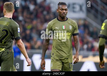Rafael Leao (#17 AC Mailand) während der italienischen Meisterschaft Serie A Fußballspiel zwischen AC Mailand und AC Monza am 22. Oktober 2022 im San Siro Stadion in Mailand, Italien - Foto Morgese-Rossini / DPPI Stockfoto