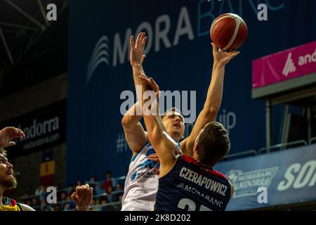 Andorra La vella, Andorra : 22 2022. Oktober : Spieler in Aktion bei Liga heb Oro Spiel zwischen Mora Banc Andorra BC und Caceres Basket , am 22. Oktober Stockfoto