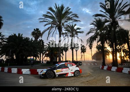 Katalonien, Spanien. 22. Oktober 2022. Takamoto KATSUTA, Aaron JOHNSTON, TOYOTA GAZOO RACING Credit: Independent Photo Agency/Alamy Live News Stockfoto