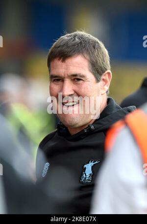 Mansfield-Manager Nigel Clough während des zweiten Spiels der EFL League zwischen Crawley Town und Mansfield Town im Broadfield Stadium , Crawley , Großbritannien - 22.. Oktober 2022 nur für redaktionelle Verwendung. Keine Verkaufsförderung. Für Football-Bilder gelten Einschränkungen für FA und Premier League. Keine Nutzung des Internets/Handys ohne FAPL-Lizenz - für Details wenden Sie sich an Football Dataco Stockfoto