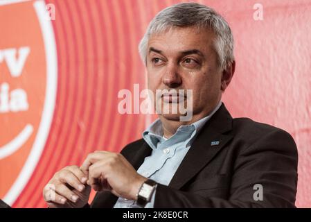 Dogliani, Italien. 6.Mai 2017. Maurizio Molinari, derzeitiger Direktor der italienischen Zeitung 'la Repubblica', beim TV Festival Stockfoto