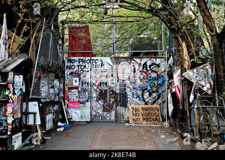 Koepi 137, Koepenicker Straße 137, 1991 besetztes und legalisiertes Haus, autonomes Wohnprojekt und Kulturzentrum, Berlin, Deutschland Stockfoto