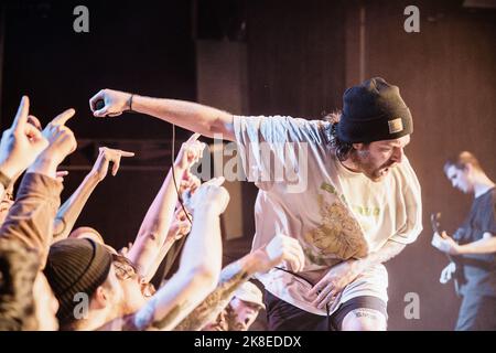 Kopenhagen, Dänemark. 22. Oktober 2022. Die kanadischen Metalcore-Band-Pendants spielen ein Live-Konzert im VEGA in Kopenhagen. Hier ist Sänger Brendan Murphy live auf der Bühne zu sehen. (Foto: Gonzales Photo/Alamy Live News Stockfoto