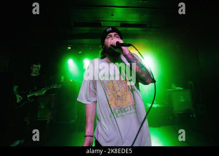 Kopenhagen, Dänemark. 22. Oktober 2022. Die kanadischen Metalcore-Band-Pendants spielen ein Live-Konzert im VEGA in Kopenhagen. Hier ist Sänger Brendan Murphy live auf der Bühne zu sehen. (Foto: Gonzales Photo/Alamy Live News Stockfoto