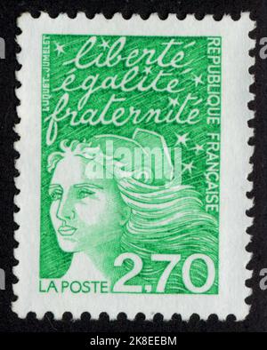 TIMBRE NON OBLATÉS MARIANNE VERTE DE LUQUET JUMELET. LIBERTÉ. ÉGALITÉ. FRATERNITÉ. RÉPUBLIQUE FRANCAISE. LA POSTE. 2,70 Stockfoto