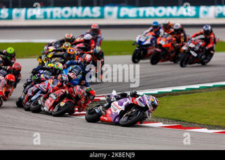 23.. Oktober 2022; Sepang International Circuit, Sepang, MALAYSIA: MotoGP von Malaysia, Renntag: Start des Rennens beim malaysischen MotoGP Stockfoto