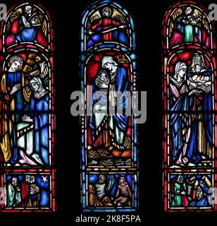 The 'Annunciation', 'Virgin and Child' und 'Presentation in the Temple' window von Kemp and Chilton (1934), St Cuthbert's Church, Milburn, Cumbria, UK Stockfoto