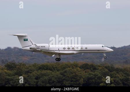 HZ-MS5B Gulfstream Aerospace Gulfstream 5 IV Saudi Aeromedical Evacuation Service Flughafen Köln/Bonn 12/10/2022 EDDK CGN Stockfoto