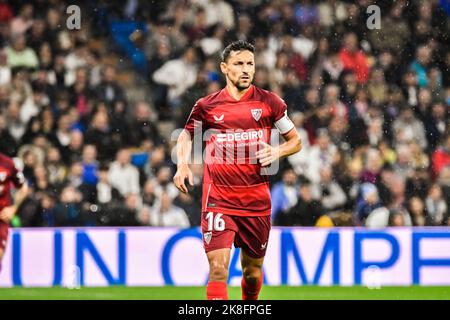 MADRID, SPANIEN - 22. OKTOBER: Jesus Navas von Sevilla CF während des Spiels zwischen Real Madrid CF und Sevilla CF von La Liga Santander am 22. Oktober 2022 in Santiago Bernabeu von Madrid, Spanien. (Foto von Samuel Carreño/PxImages) Stockfoto