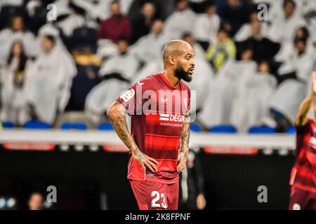 MADRID, SPANIEN - 22. OKTOBER: Marcao von Sevilla CF während des Spiels zwischen Real Madrid CF und Sevilla CF von La Liga Santander am 22. Oktober 2022 in Santiago Bernabeu von Madrid, Spanien. (Foto von Samuel Carreño/PxImages) Stockfoto