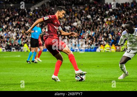 MADRID, SPANIEN - 22. OKTOBER: Jesus Navas von Sevilla CF während des Spiels zwischen Real Madrid CF und Sevilla CF von La Liga Santander am 22. Oktober 2022 in Santiago Bernabeu von Madrid, Spanien. (Foto von Samuel Carreño/PxImages) Stockfoto