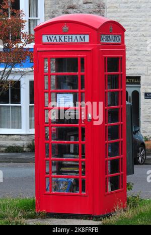 Rote Telefonbox in Wakeham, Portland Stockfoto