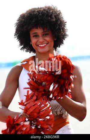 Austin, Texas, USA. 23. Oktober 2022. Cheerleader der University of Texas. Großer Preis der Vereinigten Staaten, Sonntag, 23.. Oktober 2022. Circuit of the Americas, Austin, Texas, USA. Quelle: James Moy/Alamy Live News Stockfoto