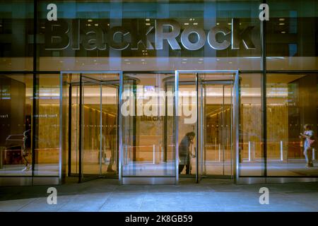 Die 50 Hudson Yards New York Zentrale der Investmentgesellschaft BlackRock am Sonntag, den 16. Oktober 2022. (© Richard B. Levine) Stockfoto