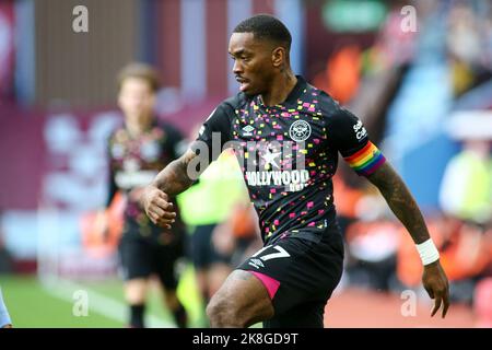 Birmingham, Großbritannien. 23. Oktober 2022. Ivan Toney von Brentford (17) während des Premier League-Spiels zwischen Aston Villa und Brentford im Villa Park, Birmingham, England am 23. Oktober 2022. Foto von Mick Haynes. Nur zur redaktionellen Verwendung, Lizenz für kommerzielle Nutzung erforderlich. Keine Verwendung bei Wetten, Spielen oder Veröffentlichungen einzelner Clubs/Vereine/Spieler. Kredit: UK Sports Pics Ltd/Alamy Live Nachrichten Stockfoto