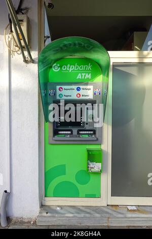 Geldautomat der OTP-Bank, Saranda, Republik Albanien Stockfoto