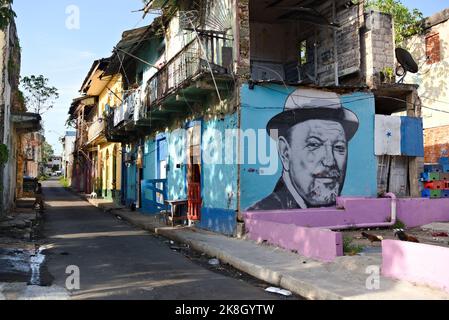 Street Art, die einen Mann mit Hut darstellt, in der Gegend von Santa Ana, einem beliebten Viertel von Panama City Stockfoto