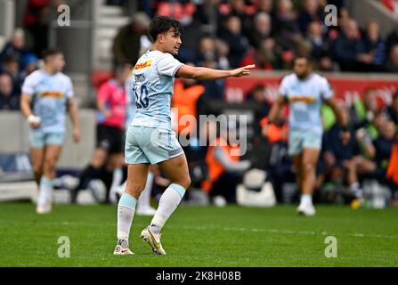 Eccles, Vereinigtes Königreich. 23. Oktober 2022. Premiership Rugby. Sale V Harlequins. AJ Bell Stadium. Eccles. Marcus Smith (Harlekins) während des Sale V Harlekins Gallagher Premiership Rugby-Spiels. Kredit: Sport In Bildern/Alamy Live Nachrichten Stockfoto