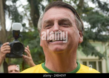 Jair Messias Bolsonaro, derzeitiger Präsident Brasiliens und Kandidat für die Wiederwahl des Präsidenten bei den Wahlen 2022, wird in Rio de Janeiro wählen Stockfoto