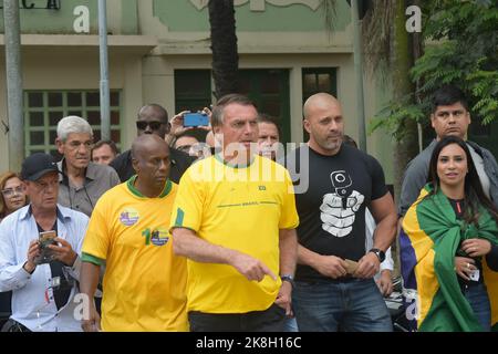 Jair Messias Bolsonaro, derzeitiger Präsident Brasiliens und Kandidat für die Wiederwahl des Präsidenten bei den Wahlen 2022, wird in Rio de Janeiro wählen Stockfoto