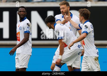 Laurent Depoitre von Gent feiert am Sonntag, 23. Oktober 2022, in Gent, am 14. Tag der ersten Division der belgischen Meisterschaft 2022-2023, nach einem Treffer bei einem Fußballspiel zwischen KAA Gent und RFC Seraing. BELGA FOTO KURT DESPLENTER Stockfoto