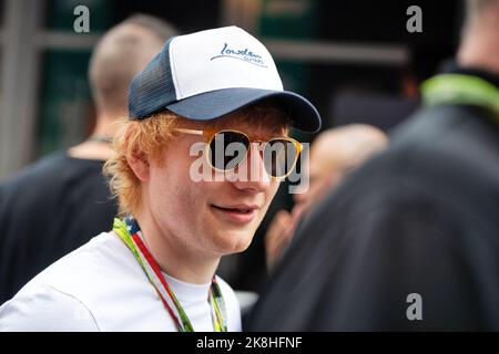 Austin, USA. 23. Oktober 2022. Ed Sheeran (GBR). 23.10.2022. Formel 1 Weltmeisterschaft, Rd 19, großer Preis der Vereinigten Staaten, Austin, Texas, USA, Wettkampftag. Bildnachweis sollte lauten: XPB/Press Association Images. Quelle: XPB Images Ltd/Alamy Live News Stockfoto