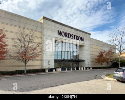 Nordstrom-Haupteingang im Einkaufszentrum Twelve Oak Mall in Novi, Michigan Stockfoto