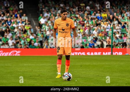 SEVILLA, SPANIEN - 23. OKTOBER: Nahuel Molina von Atletico de Madrid während des Spiels zwischen Real Betis Balompie und Atletico de Madrid CF von La Liga Santander am 27. August 2022 in Mestalla in Valencia, Spanien. (Foto von Samuel Carreño/PxImages) Stockfoto