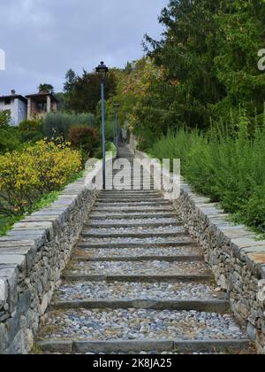 Mittelalterliche Steintreppe 'Scorlazzino' in Bergamo, Lombardei Italien Stockfoto