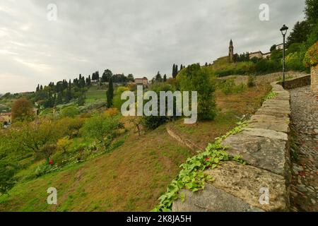 Mittelalterliche Steintreppe 'Scorlazzino' in Bergamo, Lombardei Italien Stockfoto