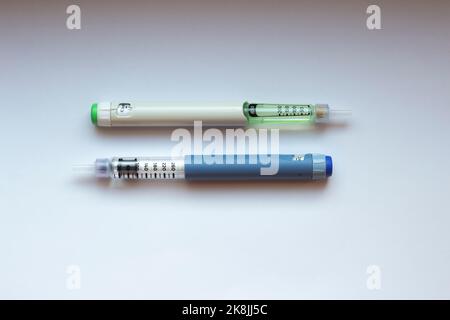 Pen-Spritze mit Long- und Short-Insulin für Diabetiker des Grades 1 Stockfoto