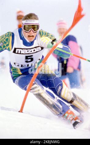 Oslo 1990308 - Alpin auf Geilo. Slalom. Ole Kristian Furuseth in Aktion. Foto: Jan Greve / NTB Stockfoto