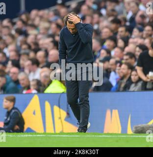 London, Großbritannien. 23. Oktober 2022. 23 Okt 2022 - Tottenham Hotspur gegen Newcastle United - Premier League - Stamford Bridge Tottenham Hotspur Manager Antonio Conte während des Premier League Spiels im Tottenham Hotspur Stadium, London. Bildnachweis: Mark Pain/Alamy Live News Stockfoto