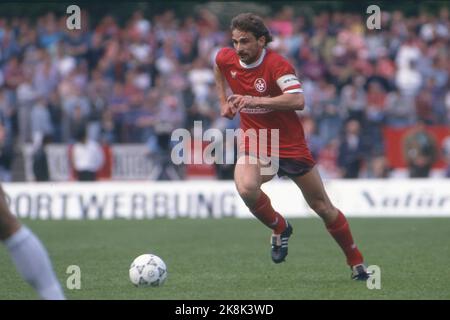 ARCHIVFOTO: Stefan KUNTZ wird 60 am 30. Oktober 2022, Stefan KUNTZ, Deutschland, Fußballspieler, 1. FC Kaiserslautern, Einzelaktion, Aktion, 15. Mai 1991. © Stockfoto