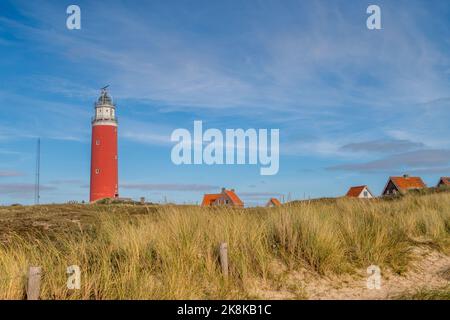 Texel, Niederlande. Oktober 2022. Der Leuchtturm von Texel bei de Cocksdorp. Hochwertige Fotos Stockfoto