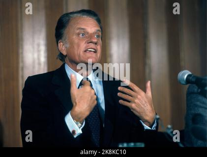 Oslo 19780921. Der amerikanische Evangelist Billy Graham auf der Pressekonferenz während des Besuches in Norwegen sprach er während des Review Meetings im Ullevaal Stadium mit 20.000 Menschen. Foto Bjørn Sigurdsøn / NTB / NTB Stockfoto