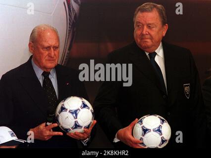 Marseille, Frankreich 19971203. Stade Velodrome ziehen Marseille Fußball-Weltmeisterschaft Frankreich Frankreich 98. FIFA-Präsident Joao Havelange (Foto: Erik Johansen/NTB Stockfoto