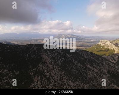 Gola di Gorropu. Berühmte und beeindruckende Schlucht in den Bergen von Sardegna, Italien. Wandernationalpark. Stockfoto