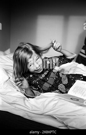 Røros März 1968 Aufnahme des Films über Pippi Langstrumpf aus den Büchern von Mastrid Lindgren. Pippi wird von Inger Nilsson gespielt. Hier ist Inger Nilsson selbst ohne Kostüm. Foto: Aage Storløkken / Aktuell / NTB Stockfoto