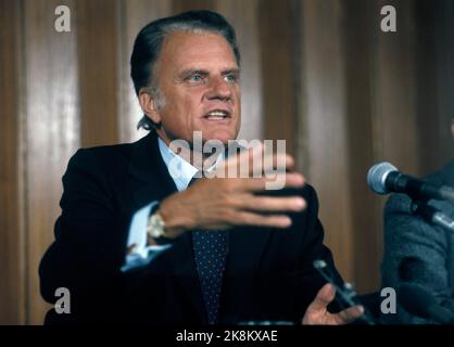 Oslo 19780921. Der amerikanische Evangelist Billy Graham auf der Pressekonferenz während des Besuches in Norwegen sprach er während des Review Meetings im Ullevaal Stadium mit 20.000 Menschen. Foto Bjørn Sigurdsøn / NTB / NTB Stockfoto