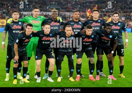 SSC napoli stehen am 23. Oktober 2022 während des Fußballspiels der Serie A zwischen AS Roma und SSC Napoli im Olimpico-Stadion in Rom im Zentrum Italiens auf. Stockfoto